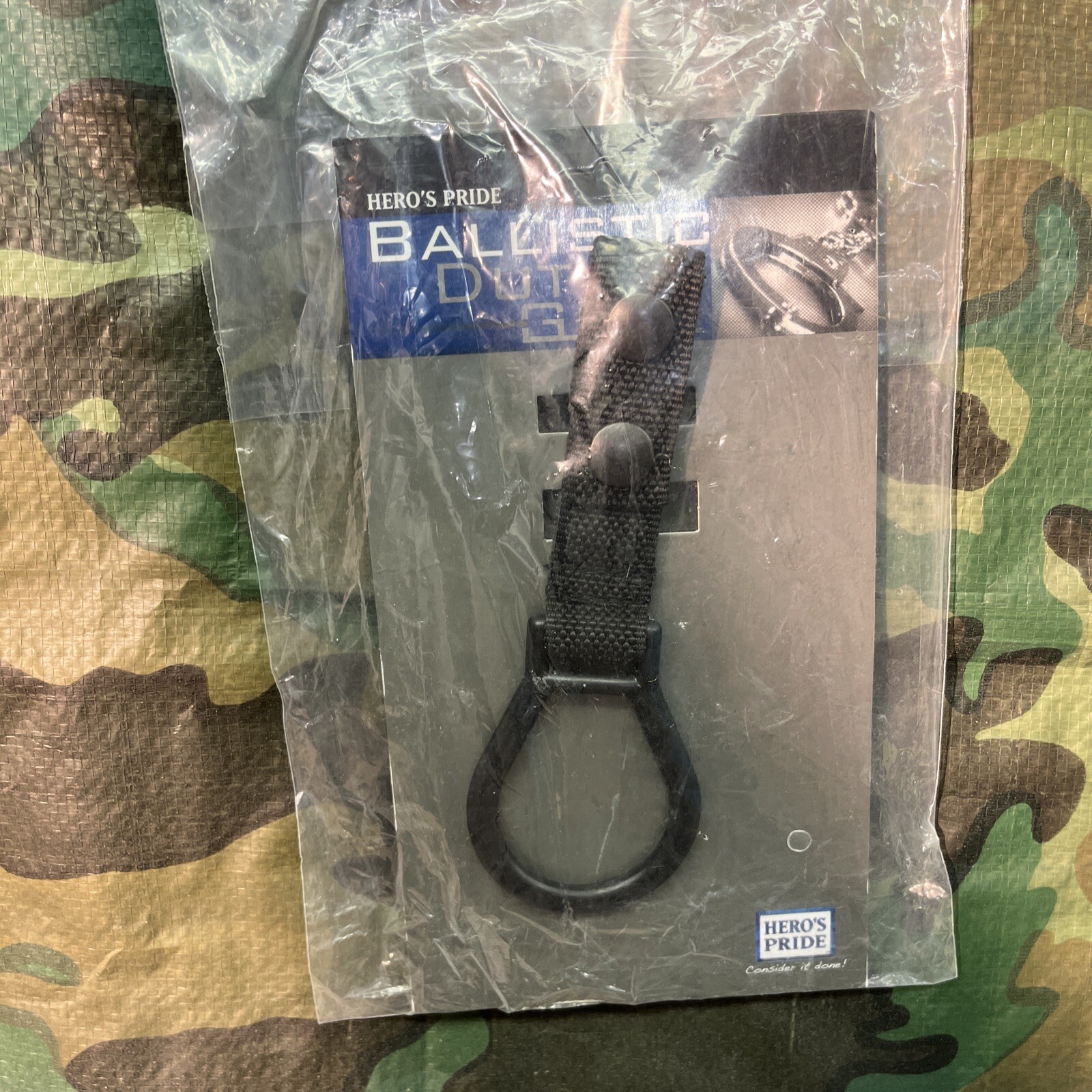 NEW Hero’s Pride Ballistic Nylon D-Cell Flashlight Light Duty Holder