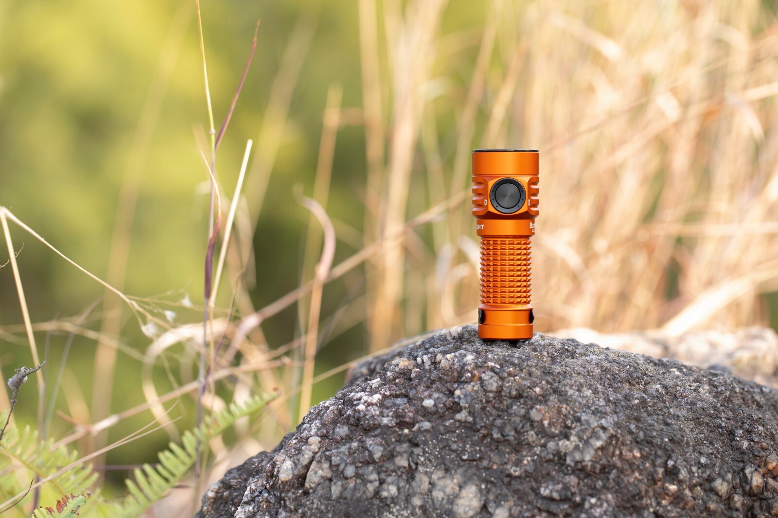 Olight Baton Turbo Orange Compact EDC Flashlight, 510m Long Range Beam, 1000 Lu