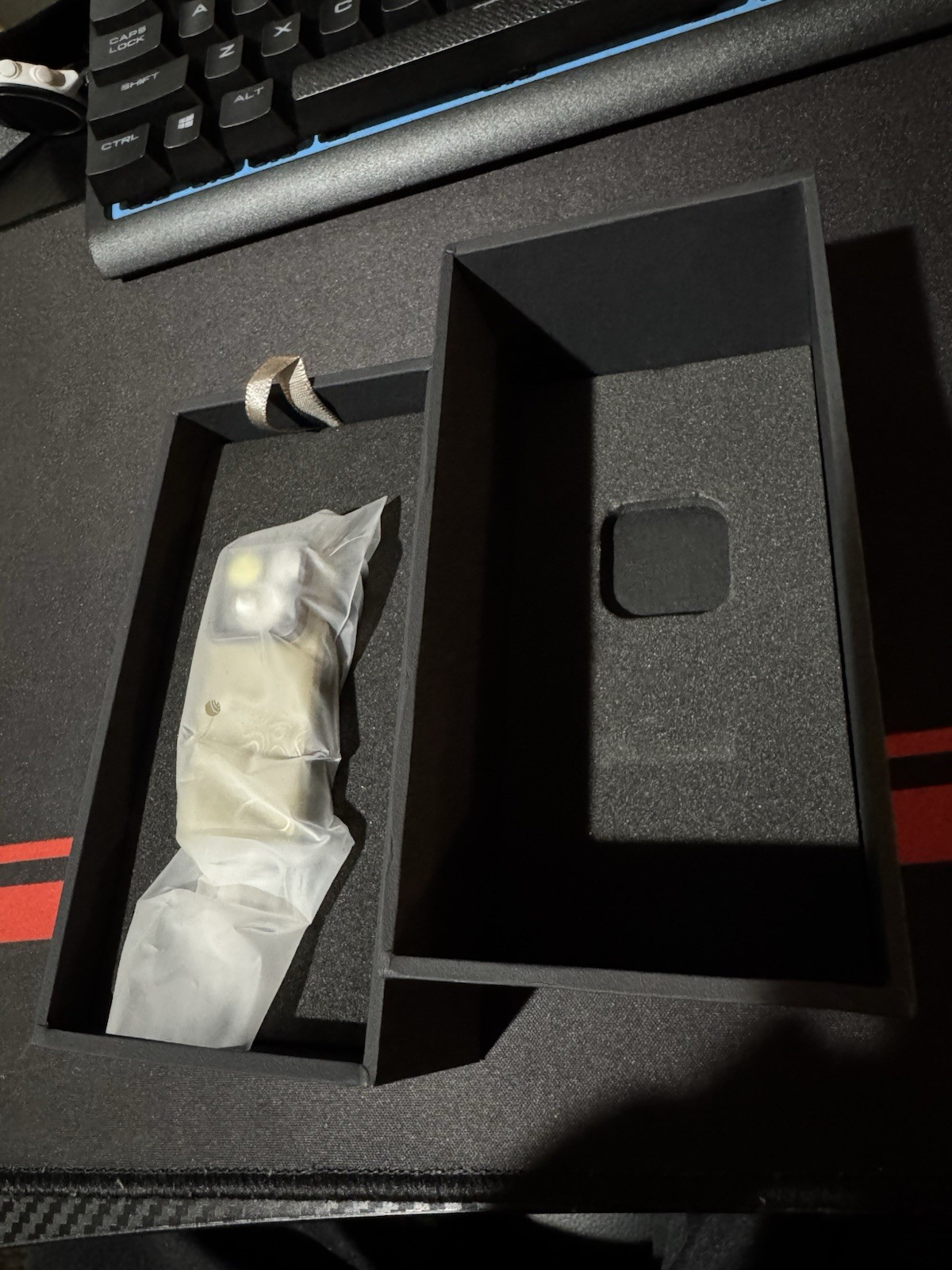 Olight Oclip Ultra Clip-On Light