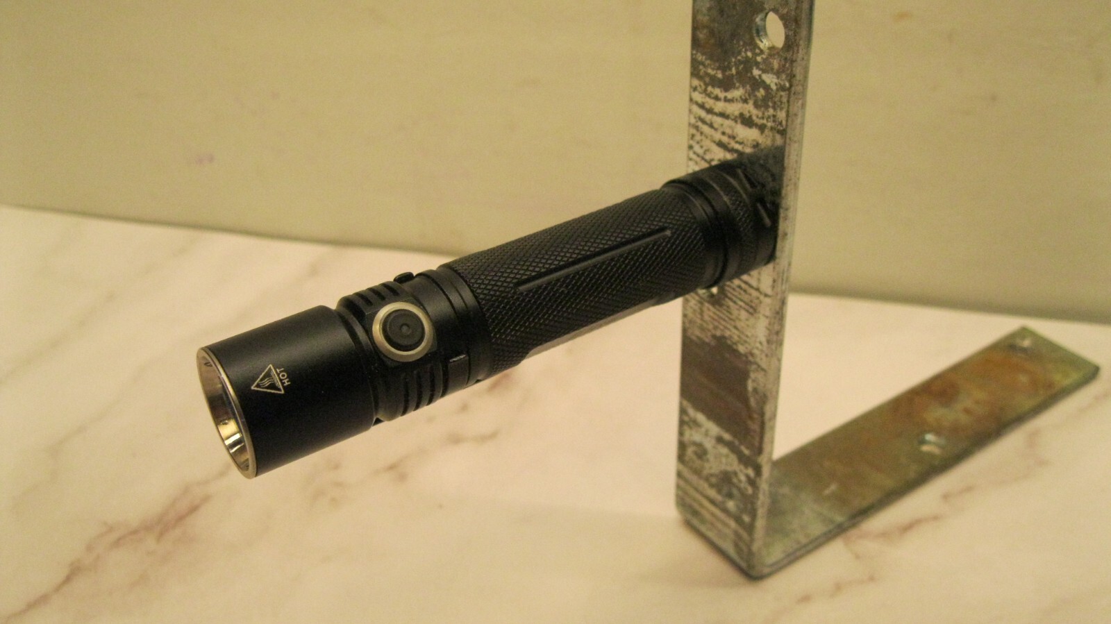 Taklite Elite LED 800 Lumen metal aluminum Waterproof Tactical Flashlight