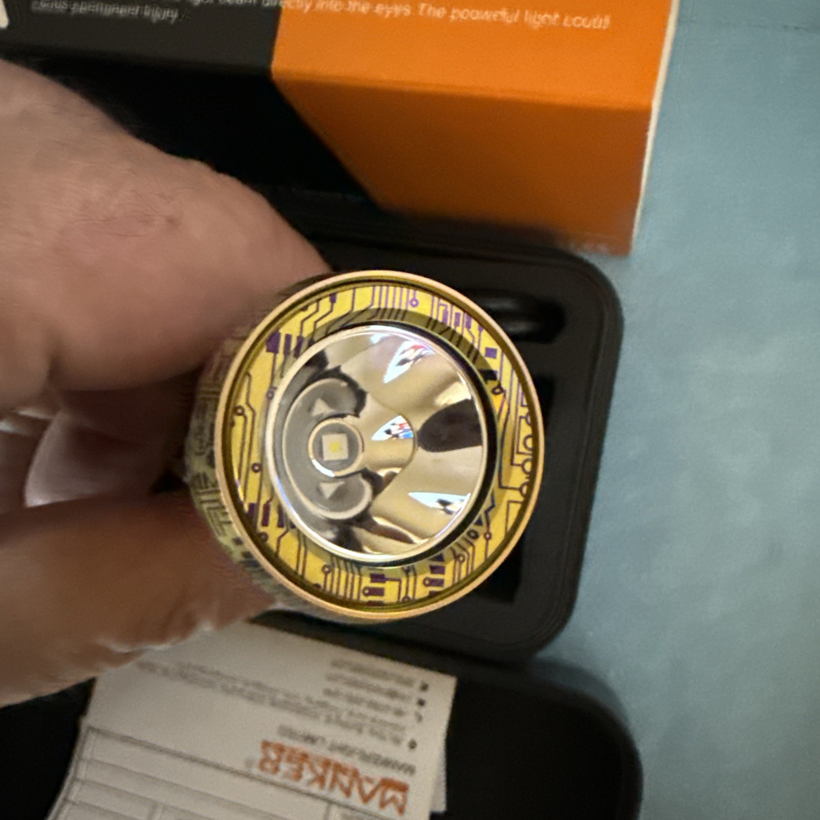 Manker Striker Mini Ti Tactical Flashlight 635LM USB-C Titanium EDC