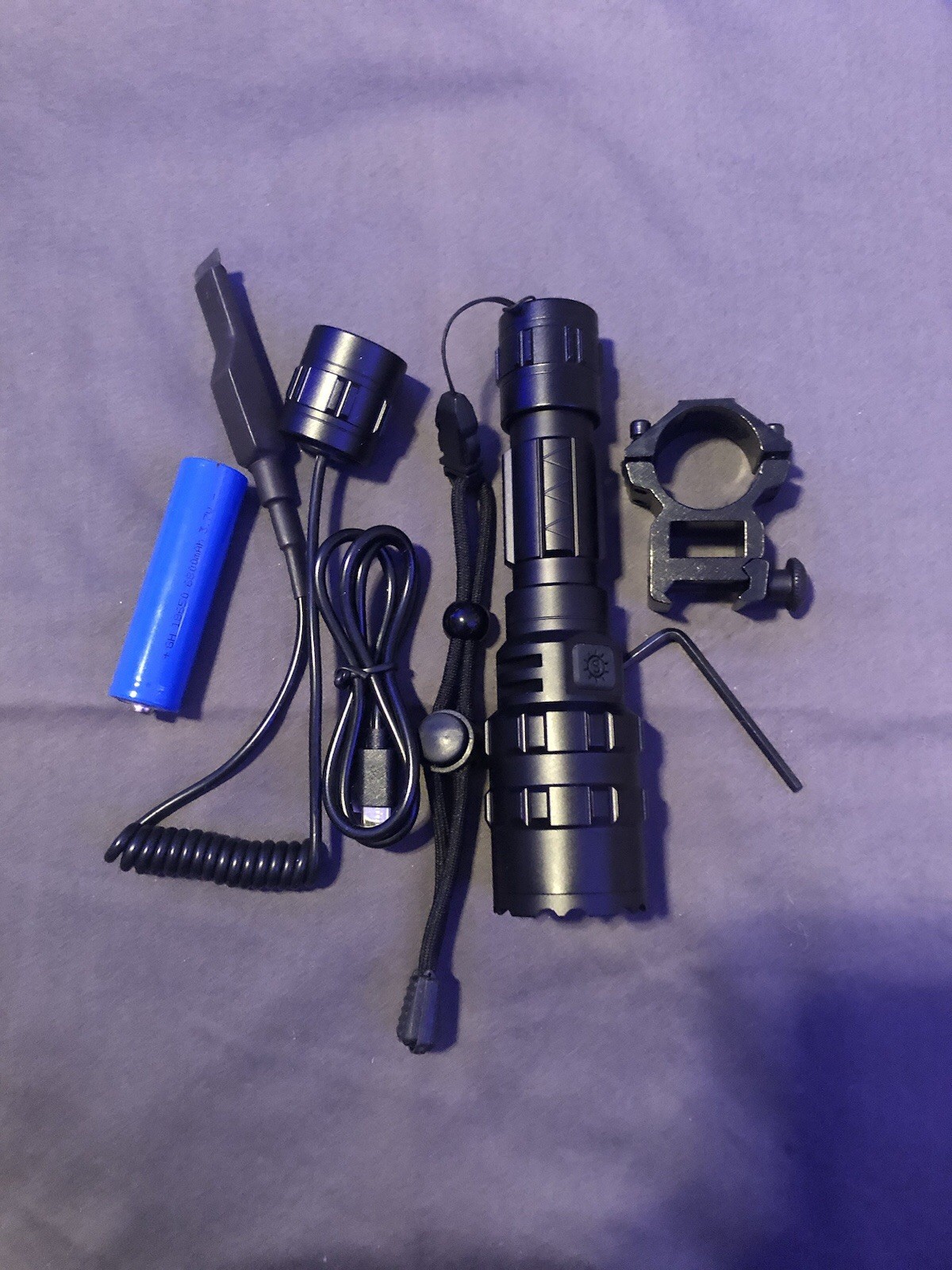 1200L Tactical Flashlight + Picatinny Mount, P/S, 100% Rechargeable + Cable.