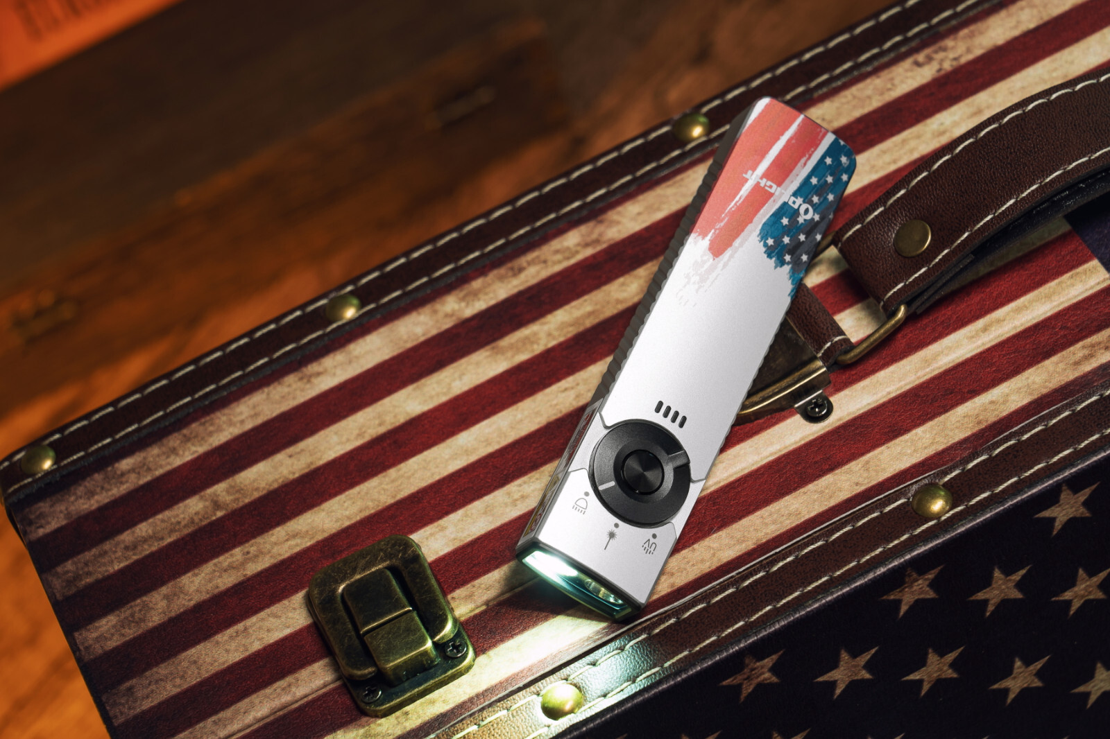 Olight Arkfeld Pro Stars & Stripes Flat EDC Flashlight, CW/Green Beam/UV, 1300 L