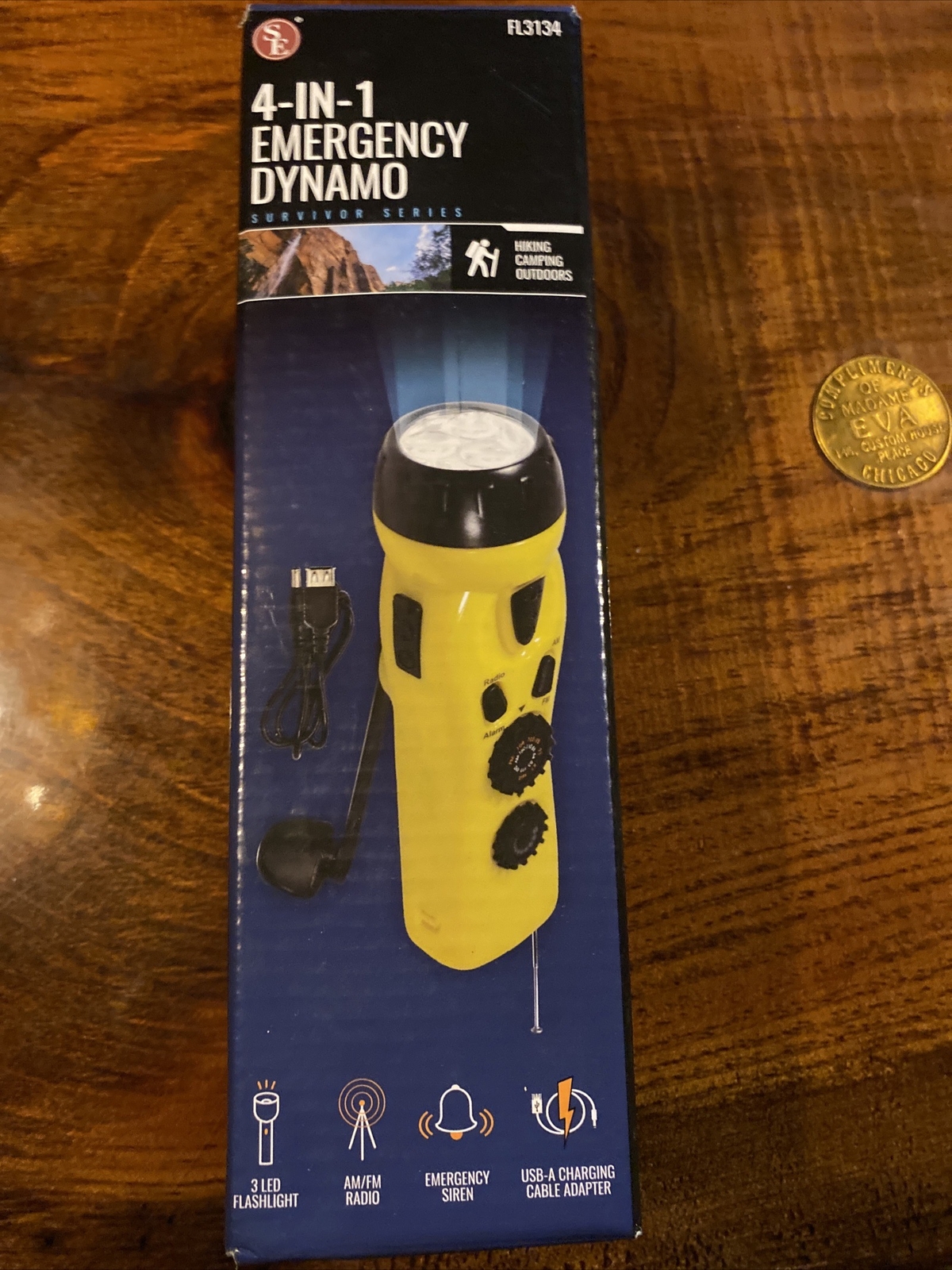 7-1/2″ 3 LED 4-IN-1 Dynamo Flashight & Emergency Radio. Hand Crank Power!