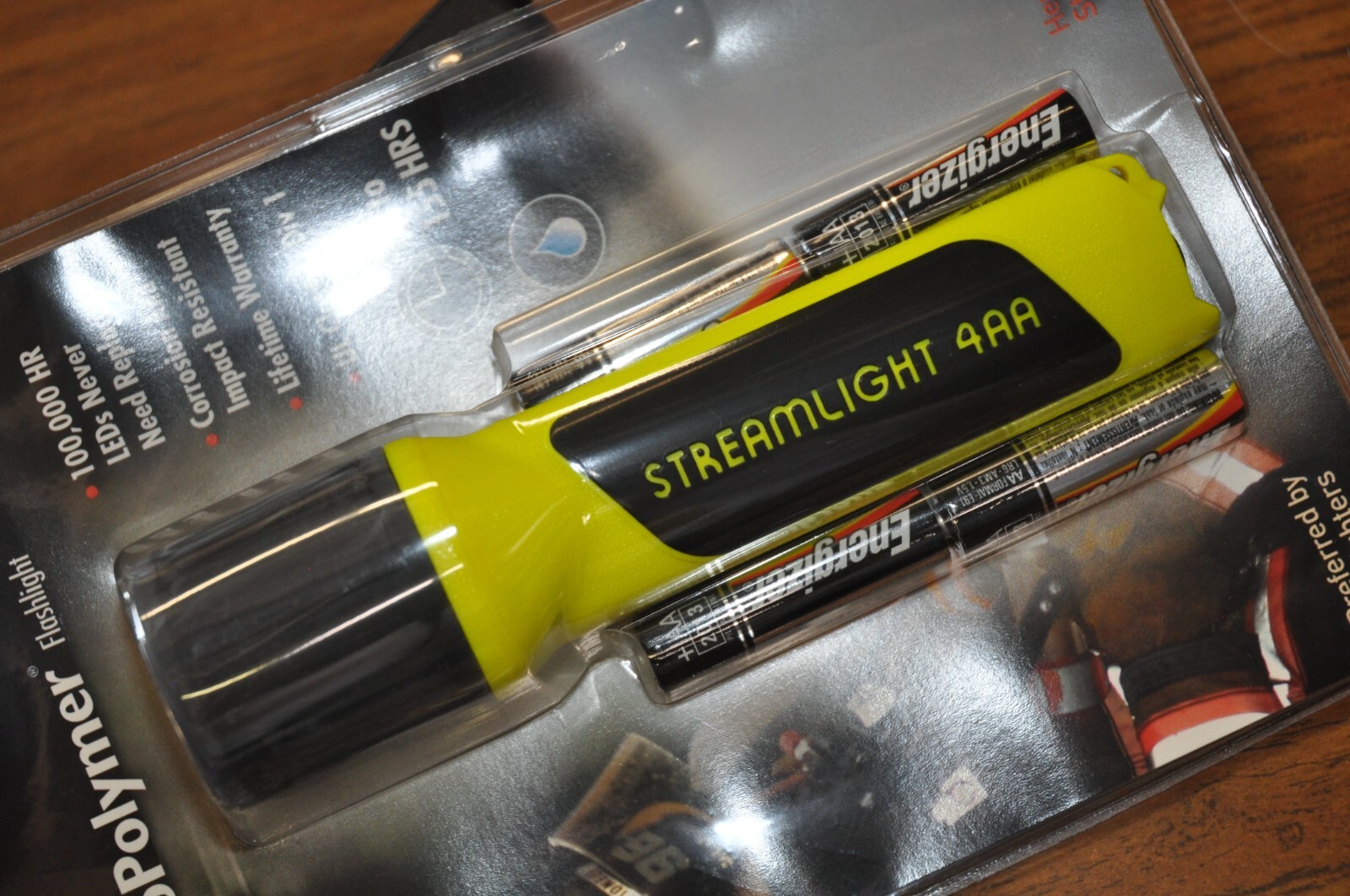 4AA LED ProPolymer® Flashlight w/White LEDs w/out Alkaline Batteries in Box Yell