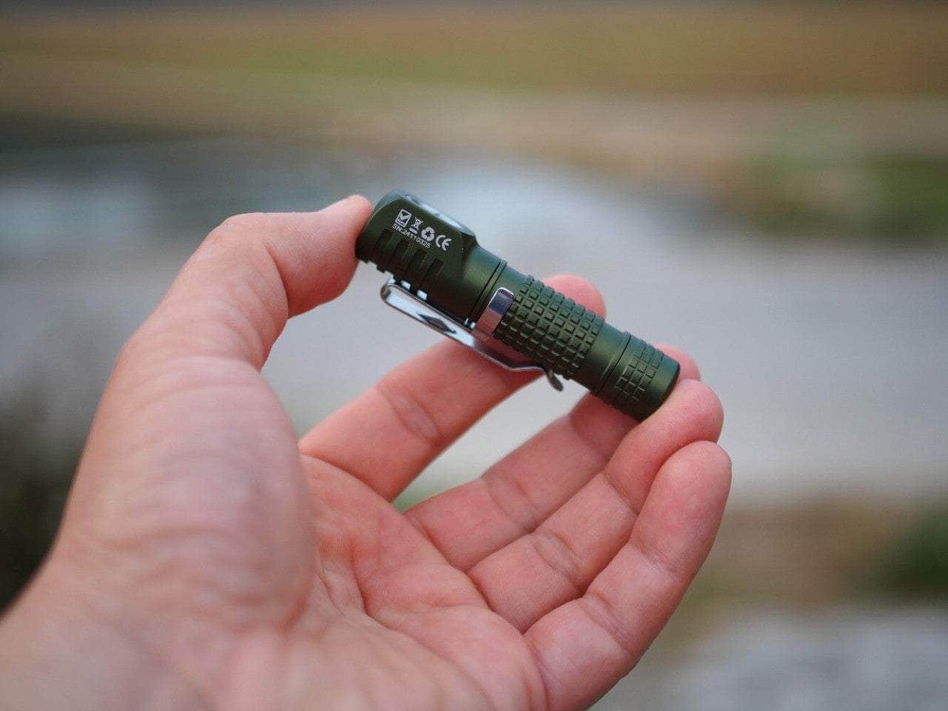 Manker E02 III AAA / 10440 Flashlight