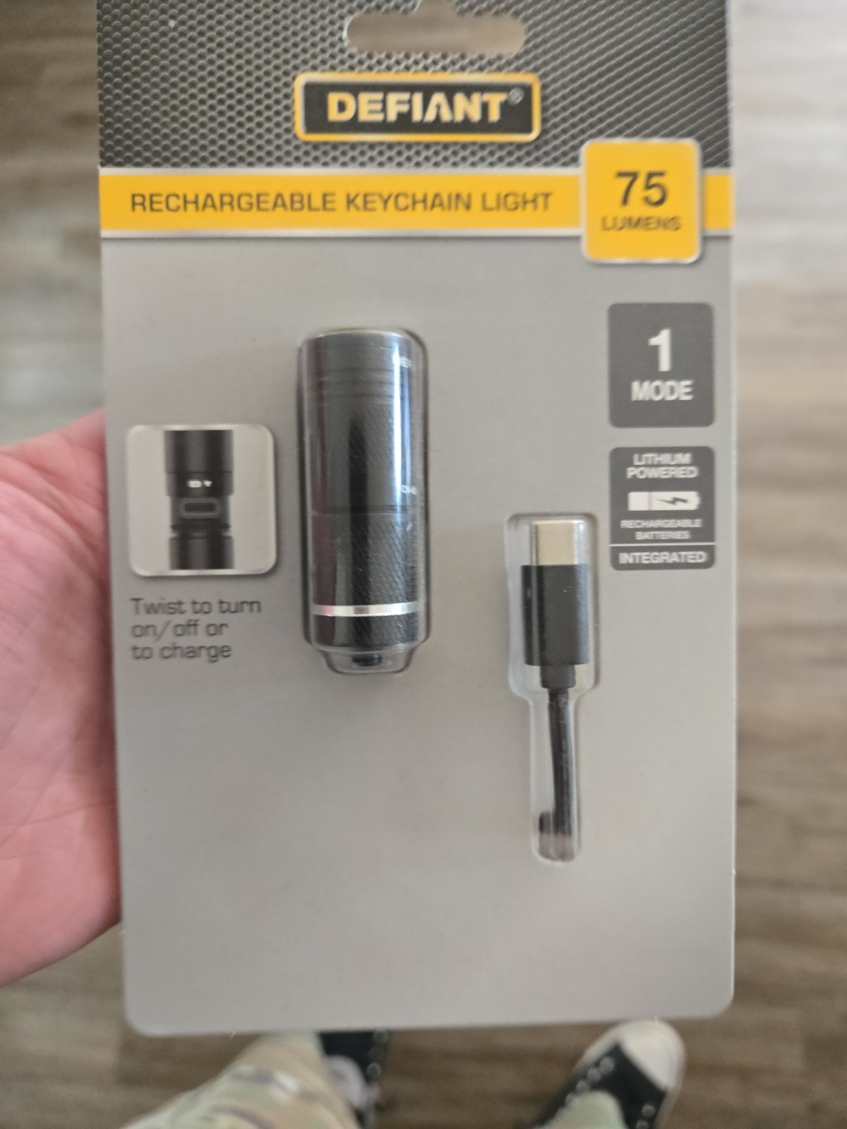 Defiant Rechargeable Keychain Flashlight USB-C Black 75 Lumens Aluminum LED