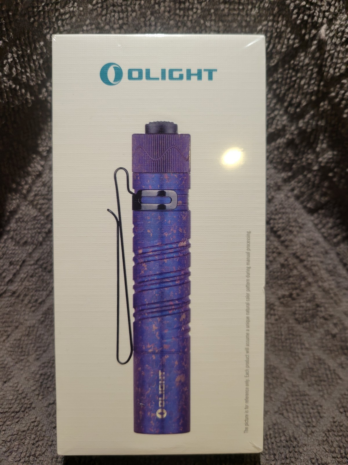 Olight I5R EOS Ice Flower Periwinkle LED Flashlight Crystallized Titanium