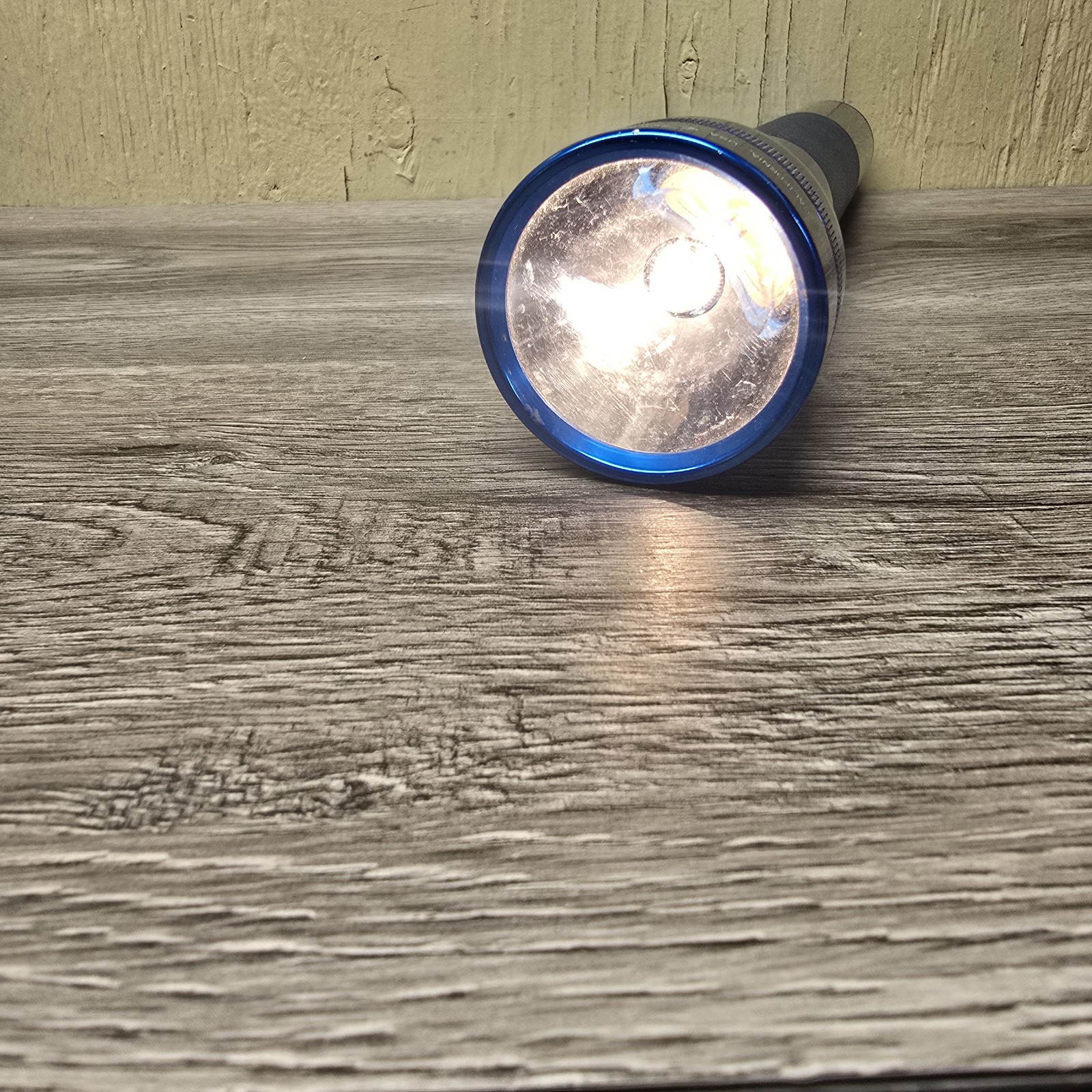 Maglite Flashlight Tested Working Blue Aluminum 3 D Cell Extra Bulb Included