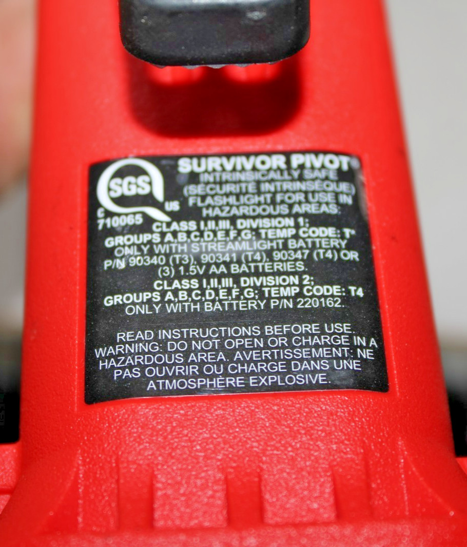 Streamlight Survivor Pivot w/ Rechargeable Battery (Charger not Included)