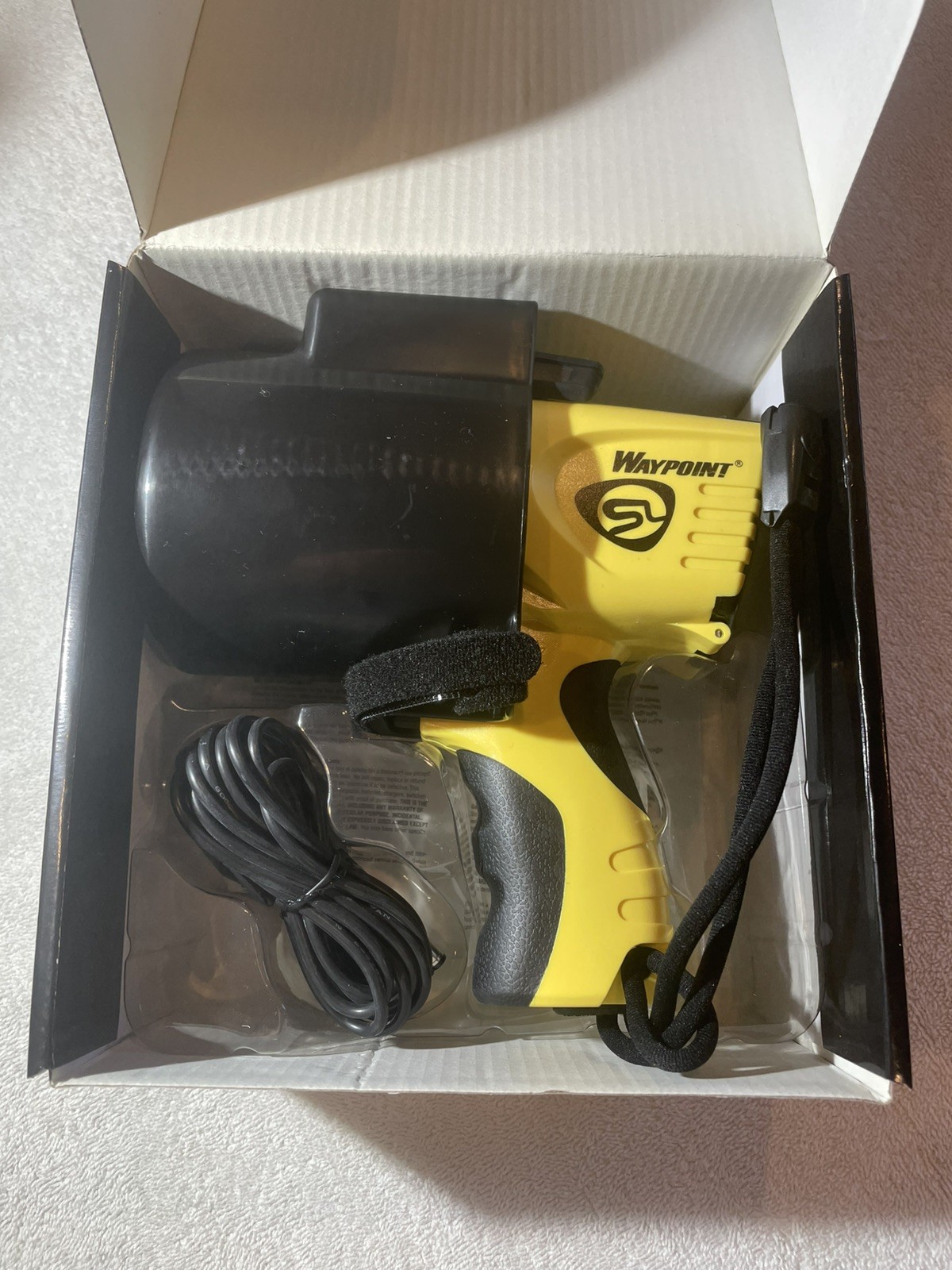 Streamlight Waypoint 4 x C Alkaline Flashlight 44900 NEW in Box FREE SHIPPING