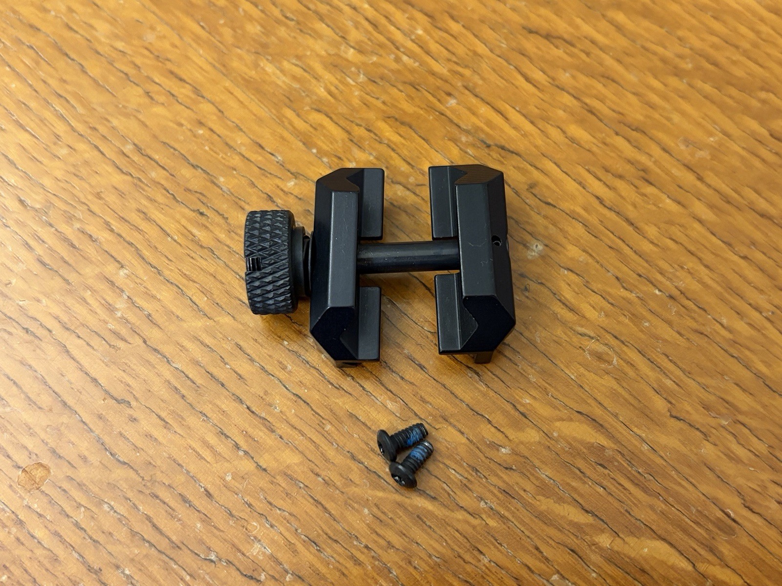SureFire M300 M600 Scout Light M75 Thumbscrew Mount Assembly Picatinny