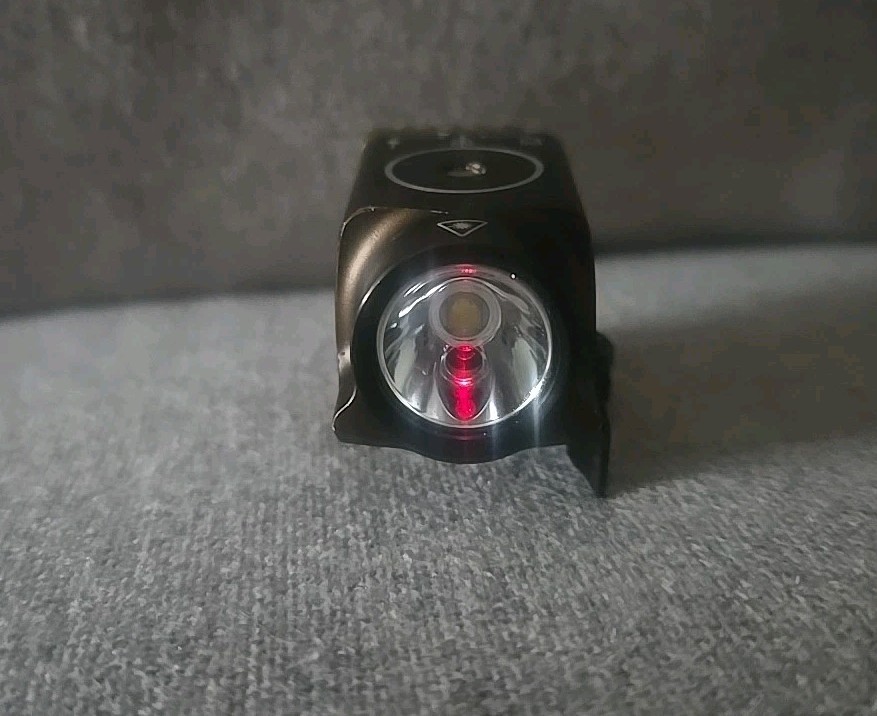 OLIGHT BALDR S RECHARGEABLE LED LIGHT RED LASER USED EXCELLENT COND…