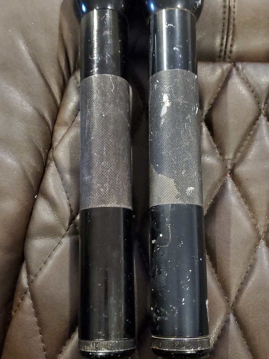 Lot Of 2 Mag-Lite Flashlight 12.5 Inch Black Metal D-Cell Made In USA, 1 Works