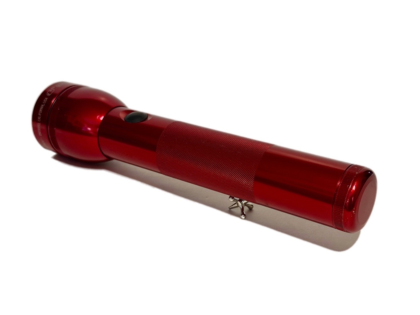 Mag-Lite Red Anodized Aluminum Flashlight 2D Cell Incandescent Made in USA
