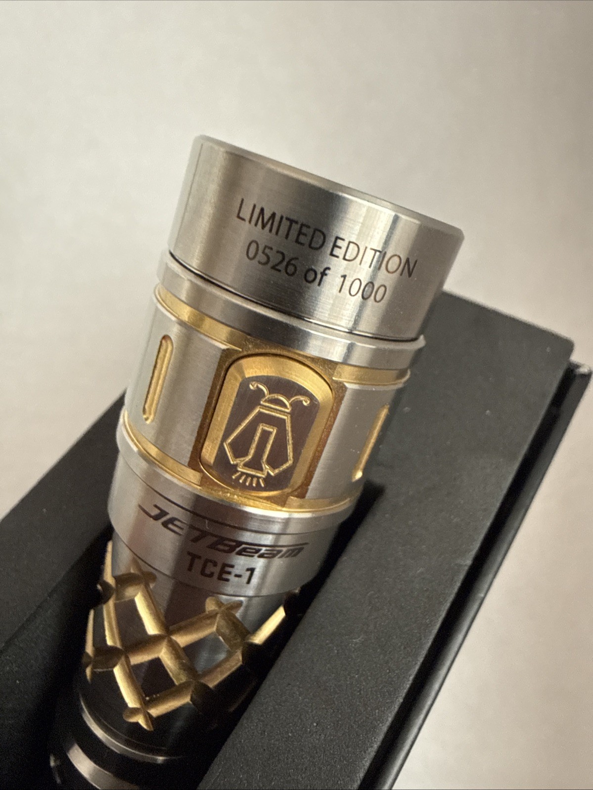 JETBeam TCE-1 Titanium Limited Edition Flashlight 600LM CREE XP-L EDC Torch