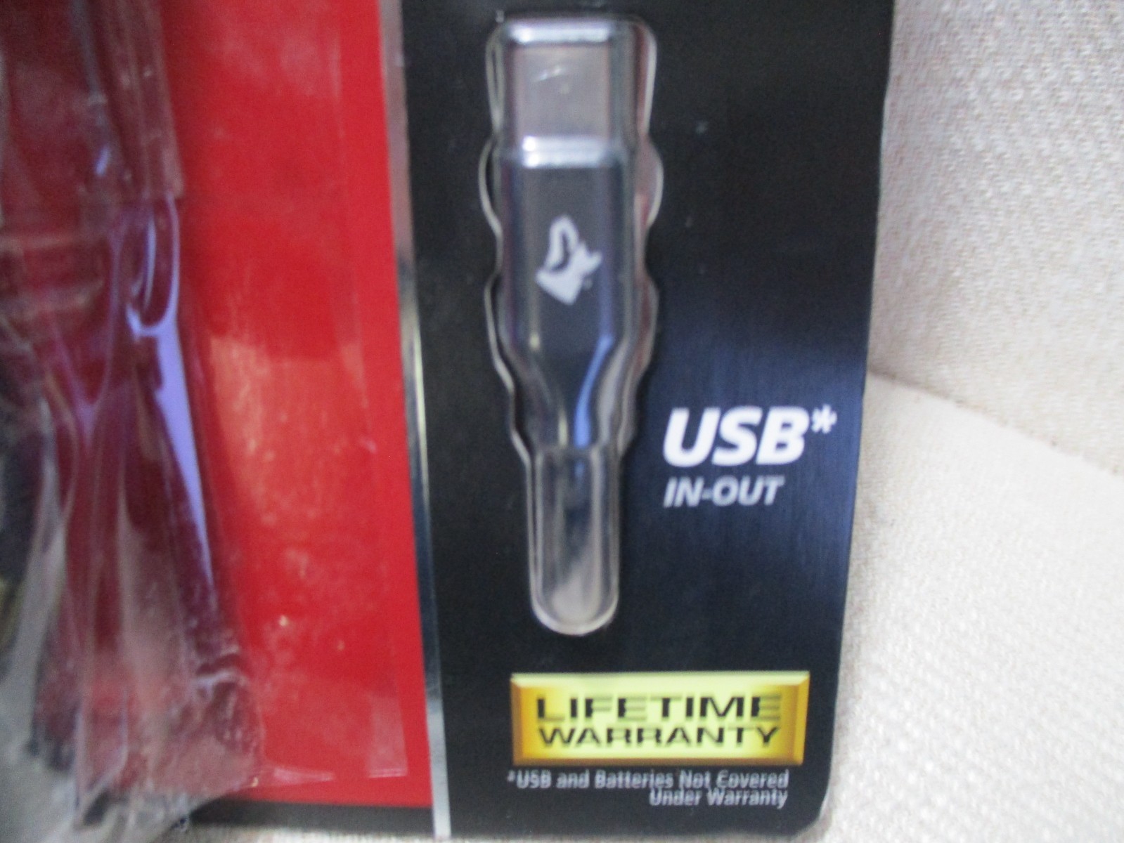 HUSKY Rechargeable Focusing Flashlight, 1800 Lumens, 6 Modes 1011 102 039