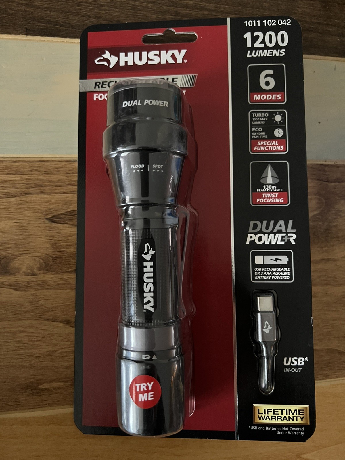 Husky 1200 Lumens Dual Power LED Rechargeable Focusing Flashlight New