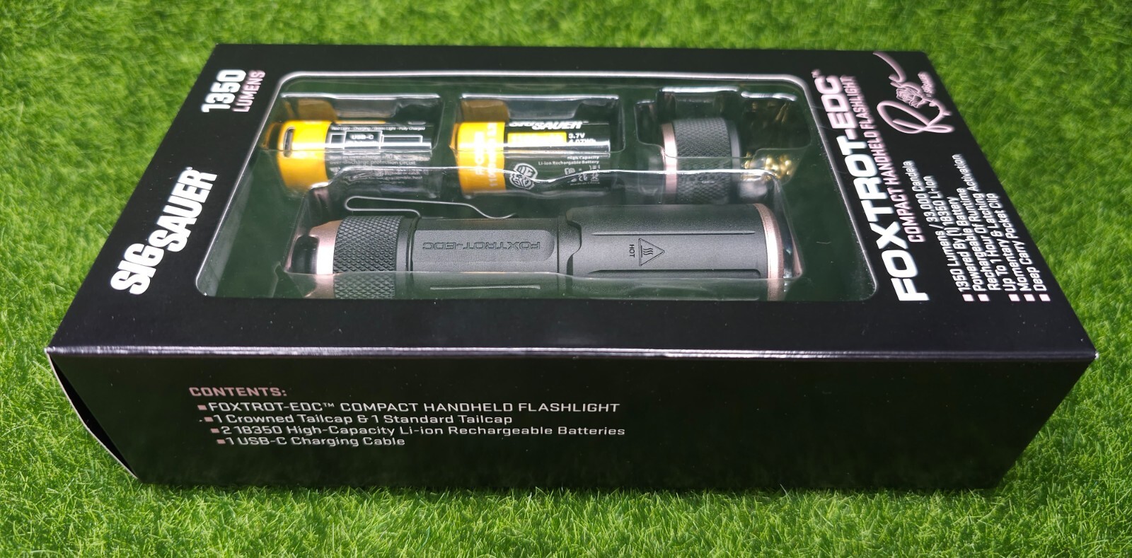 Sig Sauer FOXTROT-EDC Rose Edition Rechargeable Flashlight, 1350 Lumens SOFEC0RS