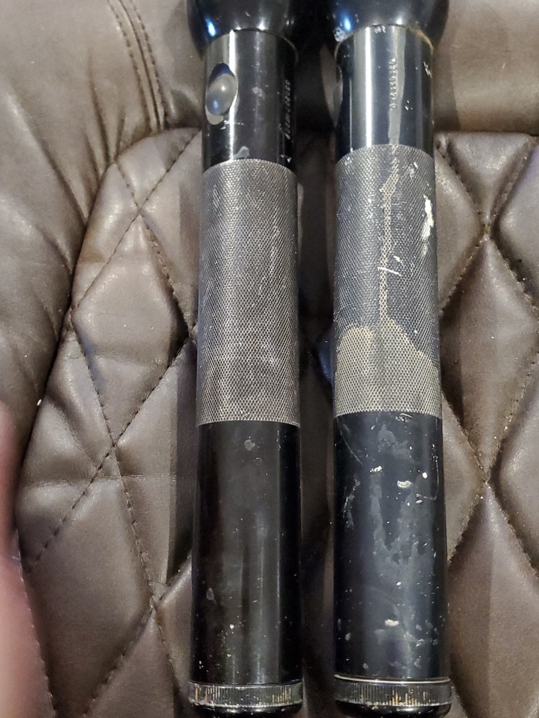 Lot Of 2 Mag-Lite Flashlight 12.5 Inch Black Metal D-Cell Made In USA, 1 Works