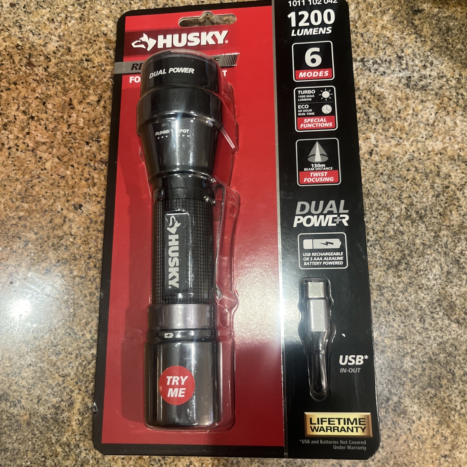 Husky 1200 Lumens Dual Power LED Rechargeable Focusing Flashlight (PVL-FLT-0020)