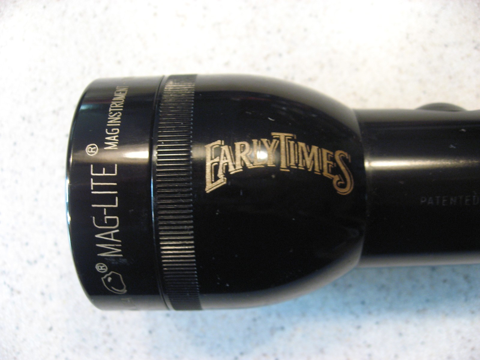 Mag-Lite Black Aluminum Flashlight 12.5″T w/EARLY TIMES Logo – Requires 3-D Cell