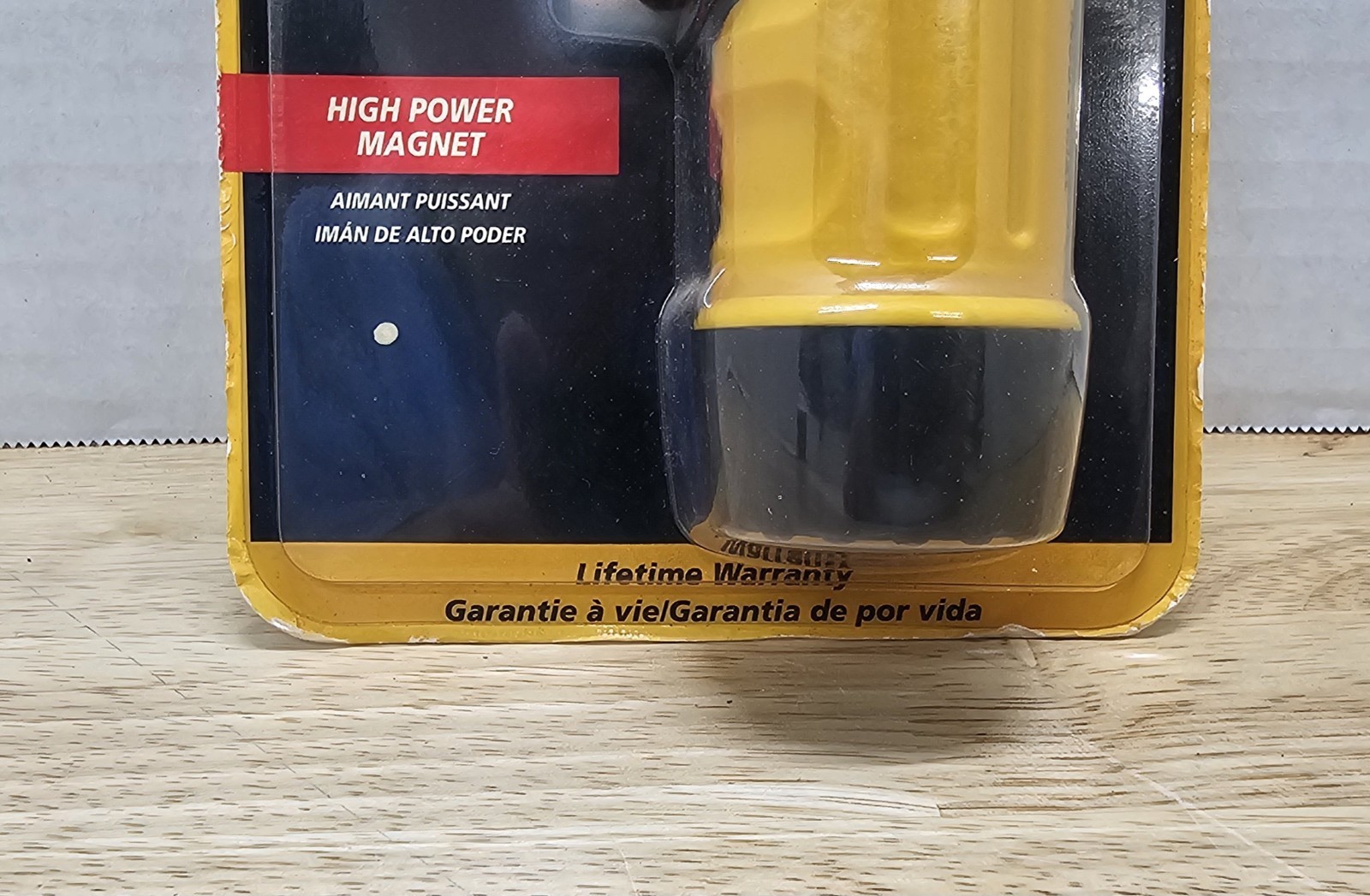 Rayovac Industrial 2D Professional Flashlight Magnet-Lite IN2-KML, (L)