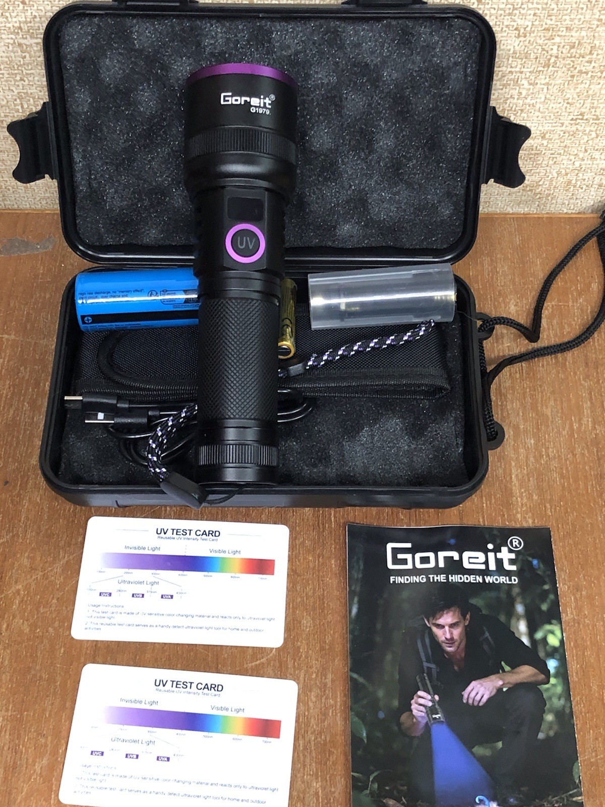 New Open Box Goreit G1979 4-Core 365nm UV LED Tactical Flash Light Complete