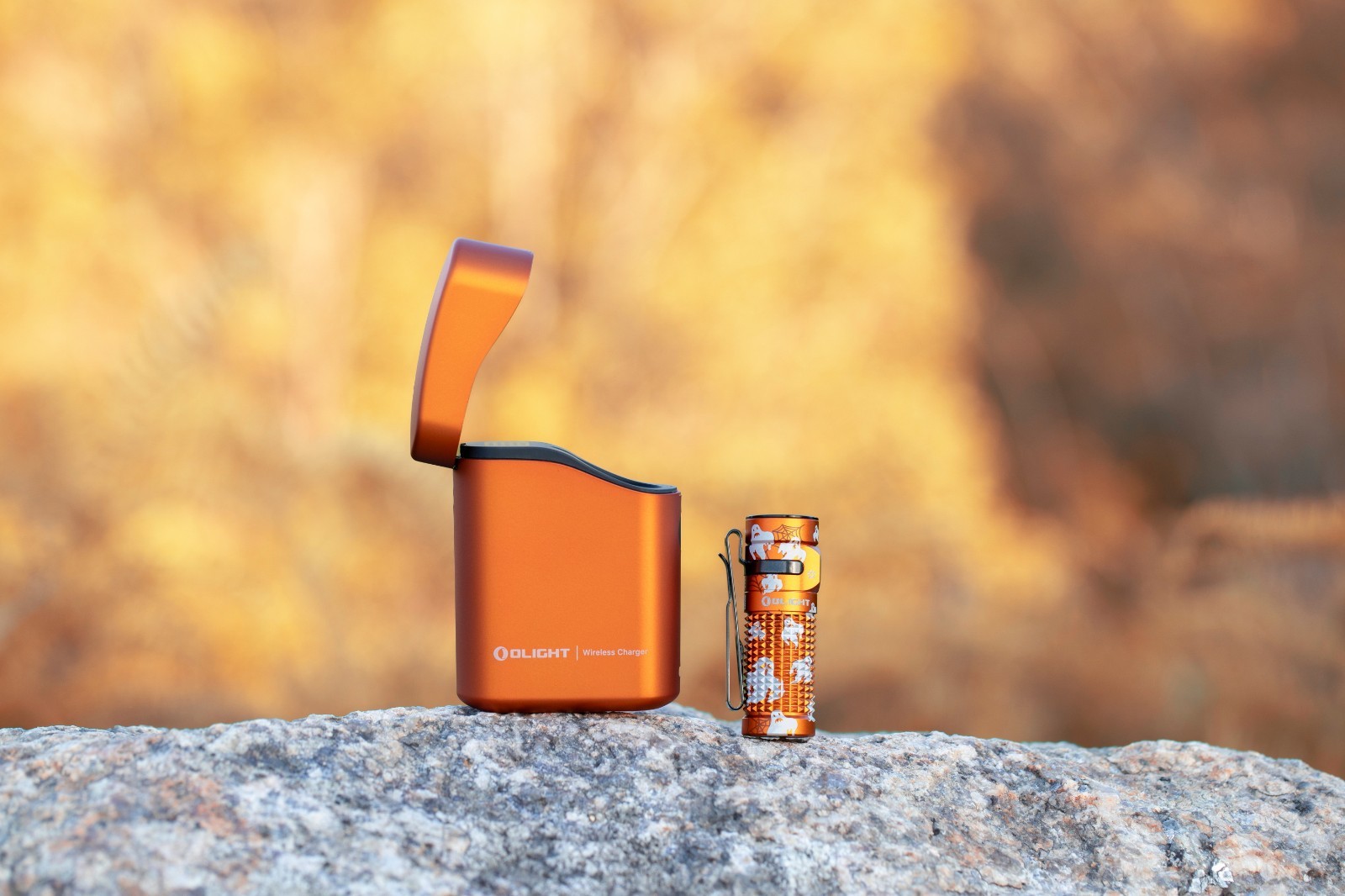 Olight Baton 4 Premium Spooky Web Flashlight W/Charging Case, 1300 Lumen