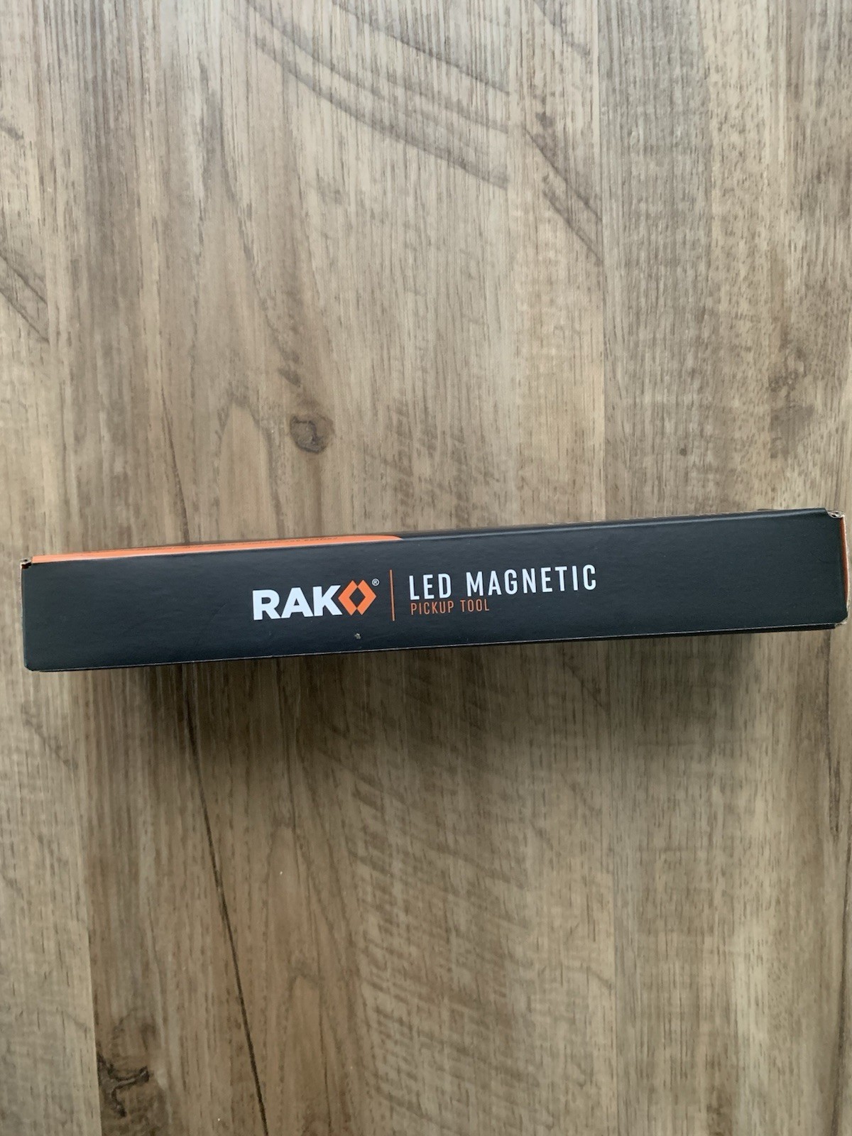RAK LED Magnetic Pickup Tool 4 Batteries Included Pre Owned Great Condition