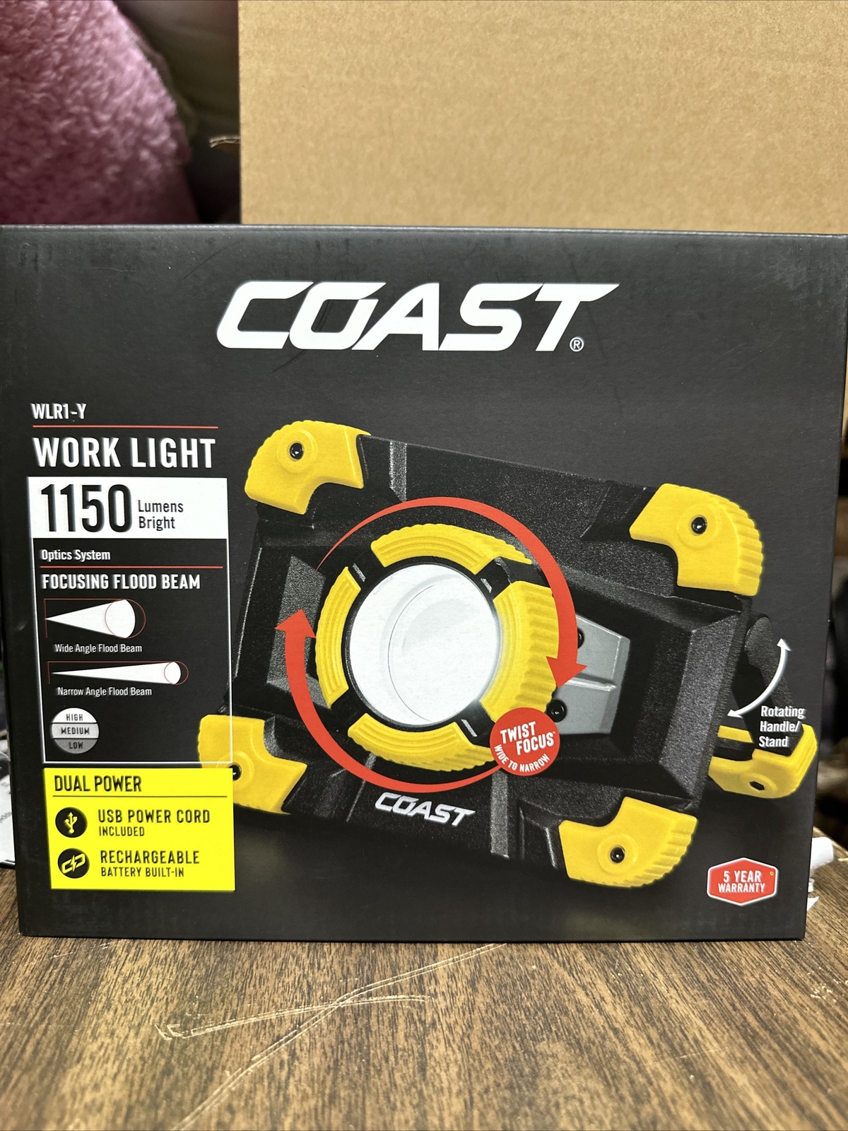 Coast WLR1-Y 1150 Lumen Rechargeable Dual Power Twist Focus LED Work Light – New