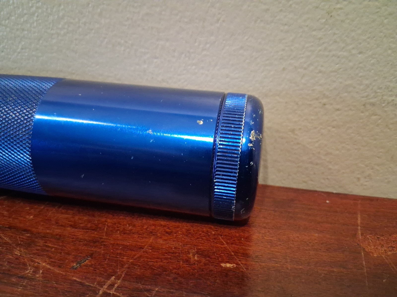 10″ MAG-LITE 2D Flashlight WORKING – Color Blue (10 Inch) MADE IN USA Used Cond.