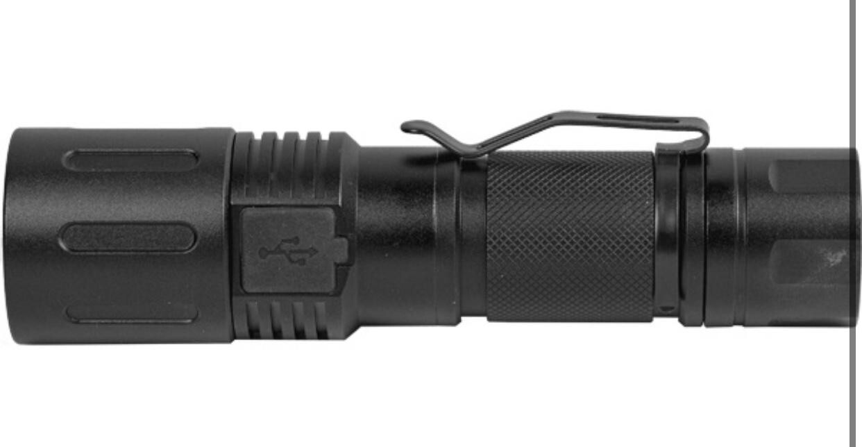 TACTICAL ZOOMABLE Power Bank Flashlight 3000 LUMEN SELF DEFENSE SOS High Beam