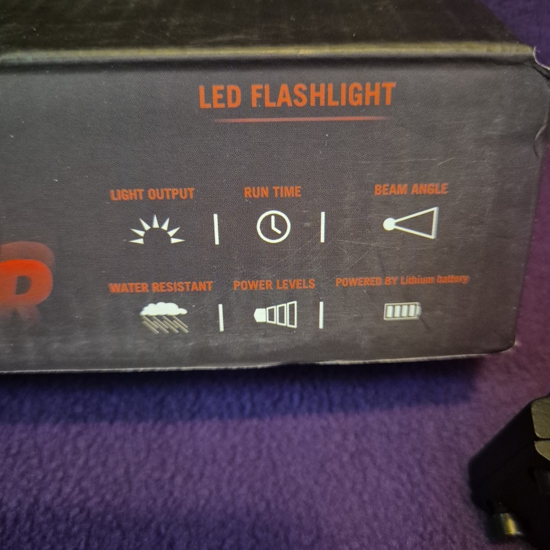 High Power LED Flashlight Rechargable With Accessories