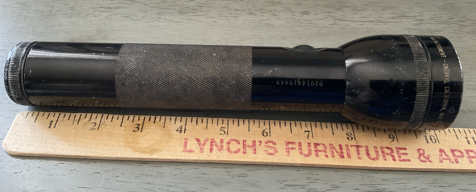 Vintage MAG-LITE 10” Mag Instrument 2 D Cell Black Flashlight Heavy Made In USA