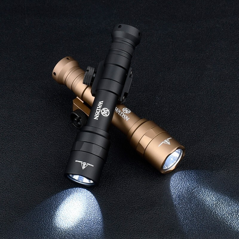 WADSN M600U Hunting Flashlight 600LM Metal LED Tactical Weapon Light SF Scout