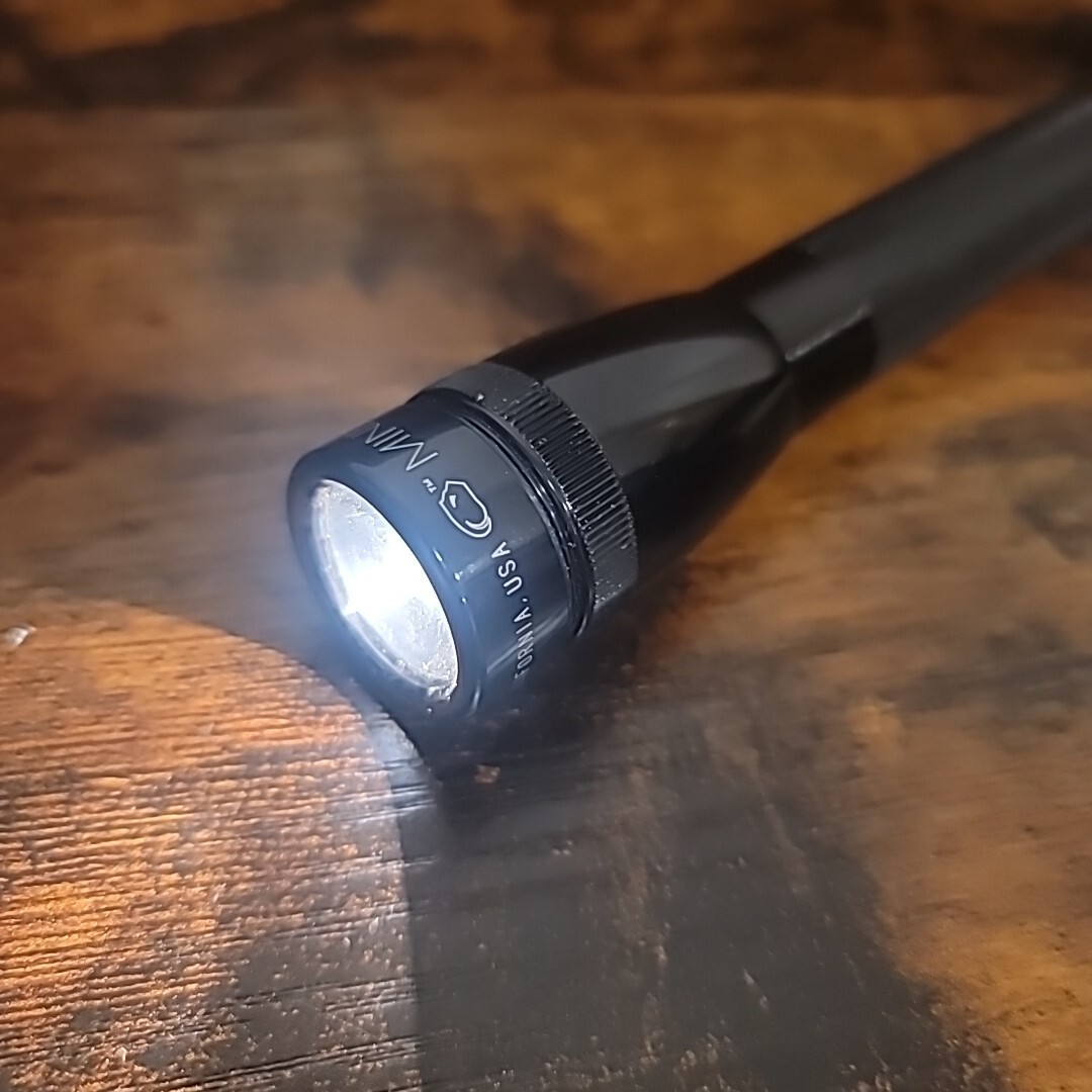MINI MAGLITE AA mag instrument-California,USA