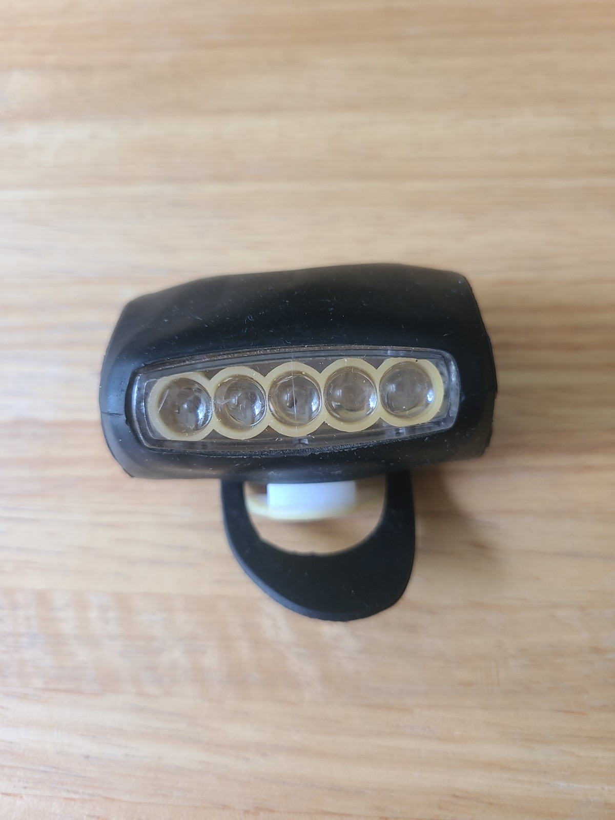 5 LED light clip on with 3 settings