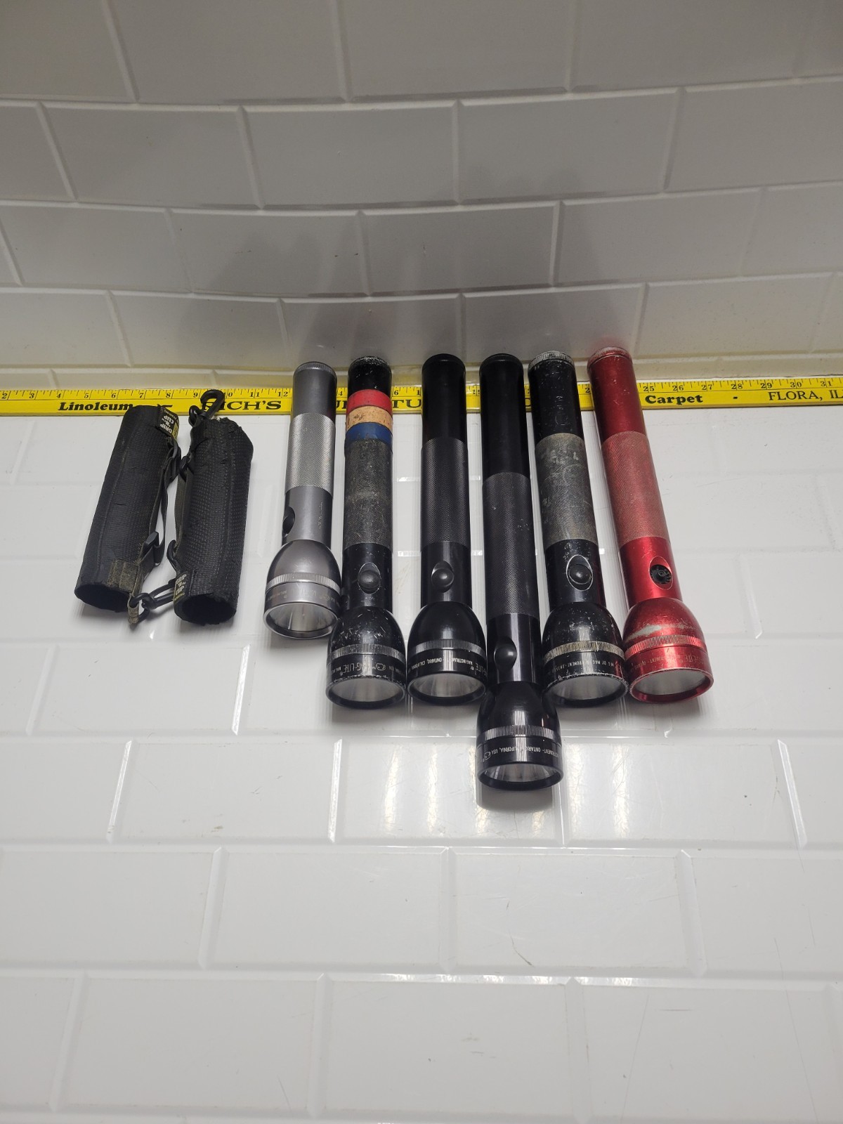 (Lot of 6) Mag Lite Lot Some Work Some Need Bulbs +accessories