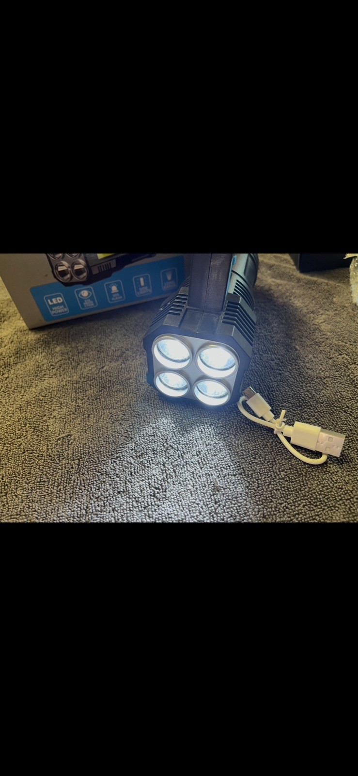 Rechargeable LED Flashlight