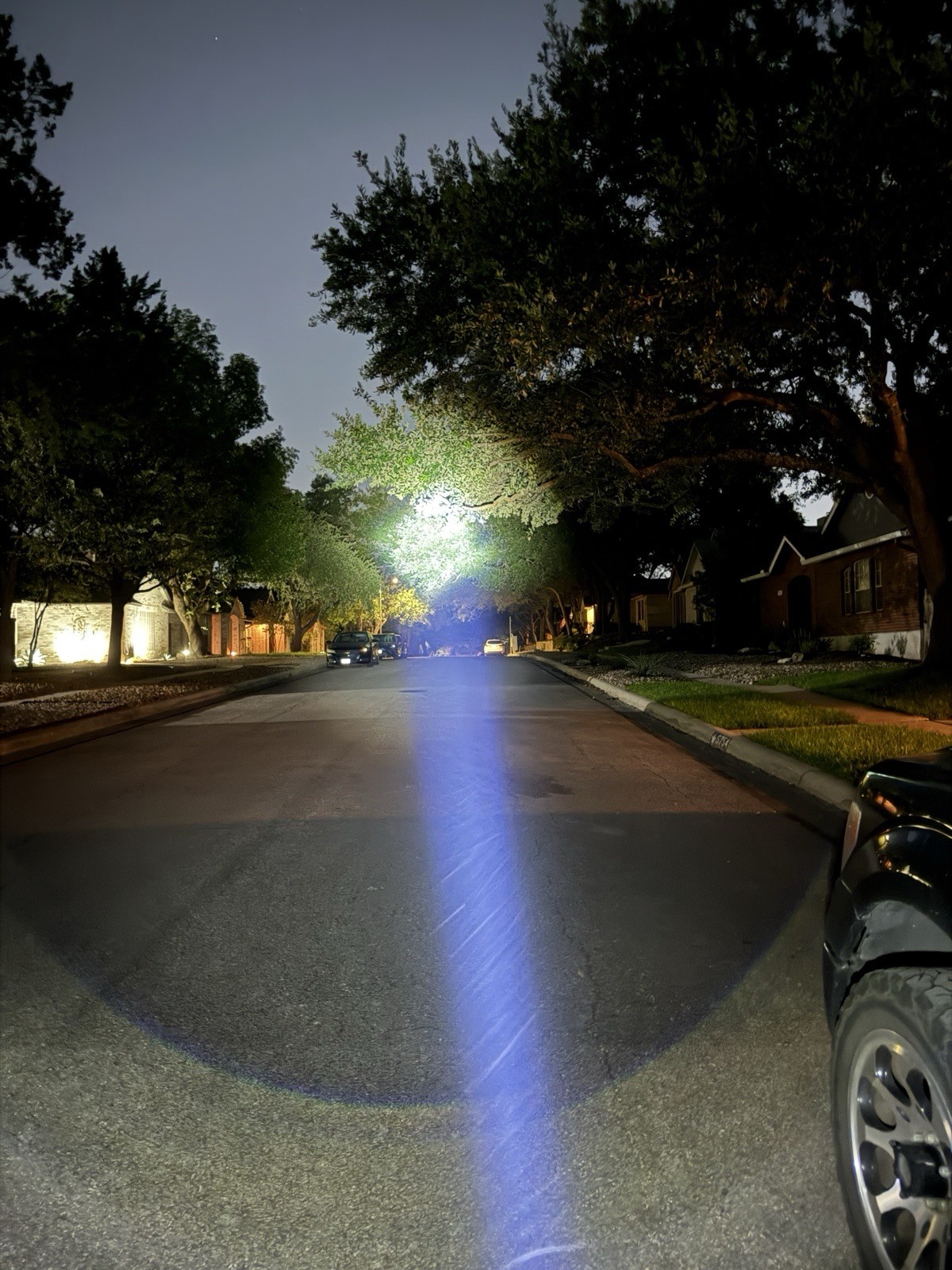 Convoy Z1 Zoomable Flashlight, 5000K, 21700 Battery, SST40 LED, 2000+ Lumens