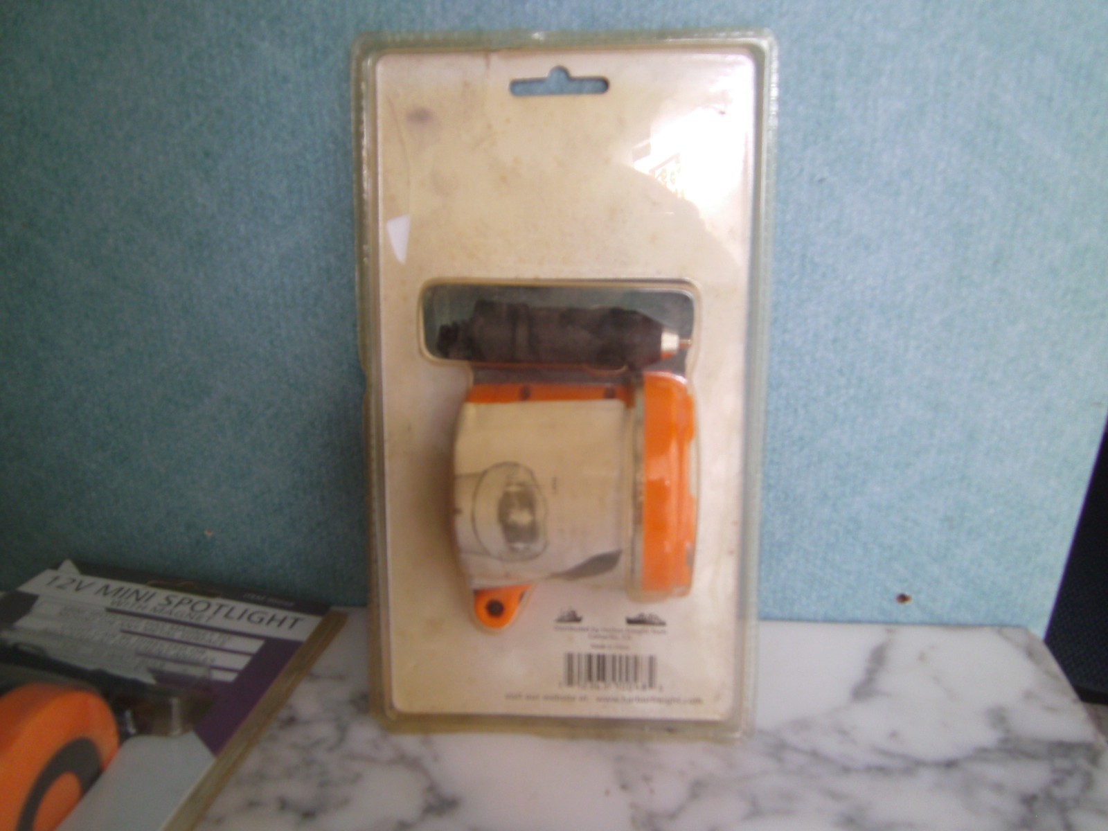 NEW 12V MINI SPOTLIGHT WITH MAGNET MOUNT ADJUSTABLE WITH CORD, GREAT 4 MECHANIC