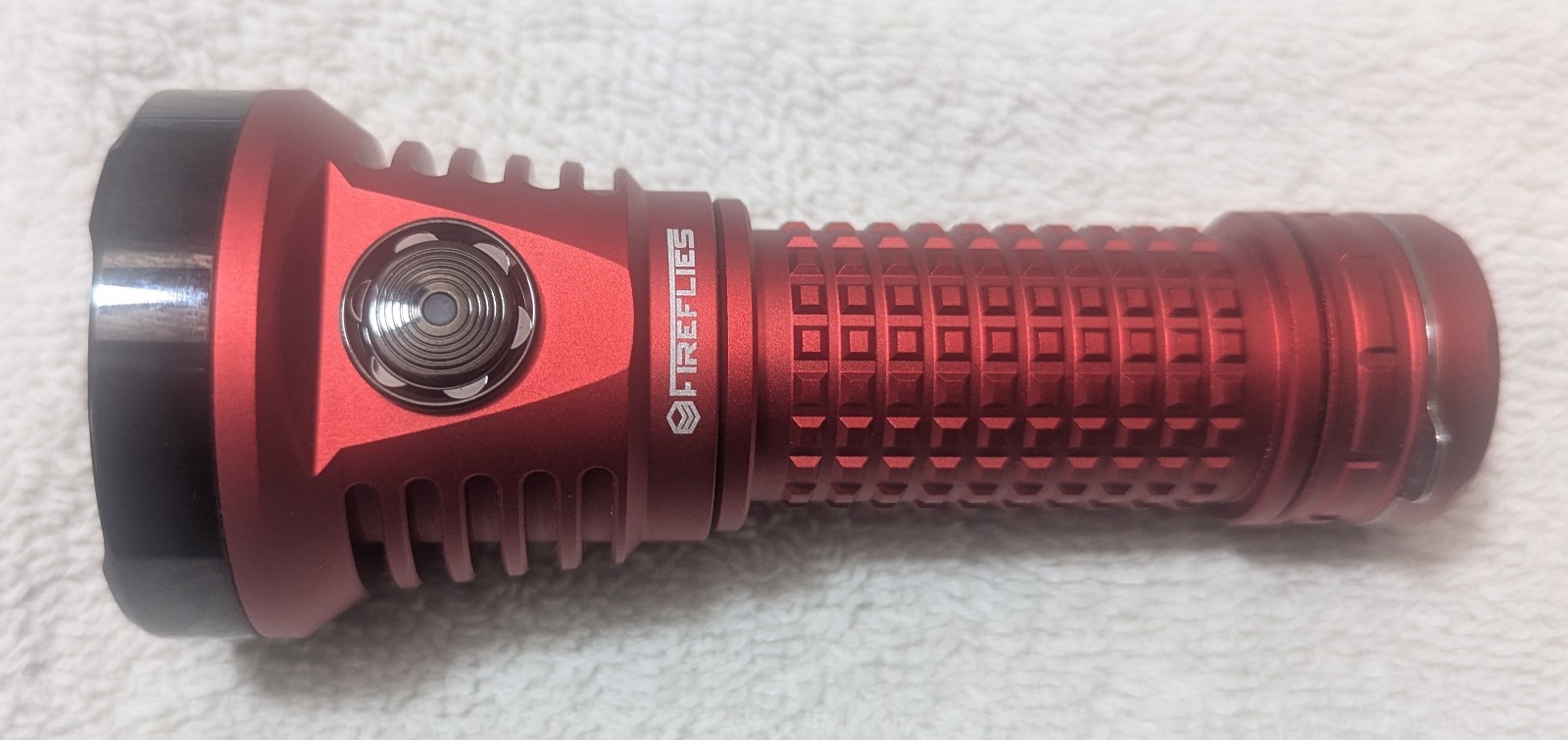 Fireflies E12 Eclipse High Powered Flashlight – 9,000 lumens