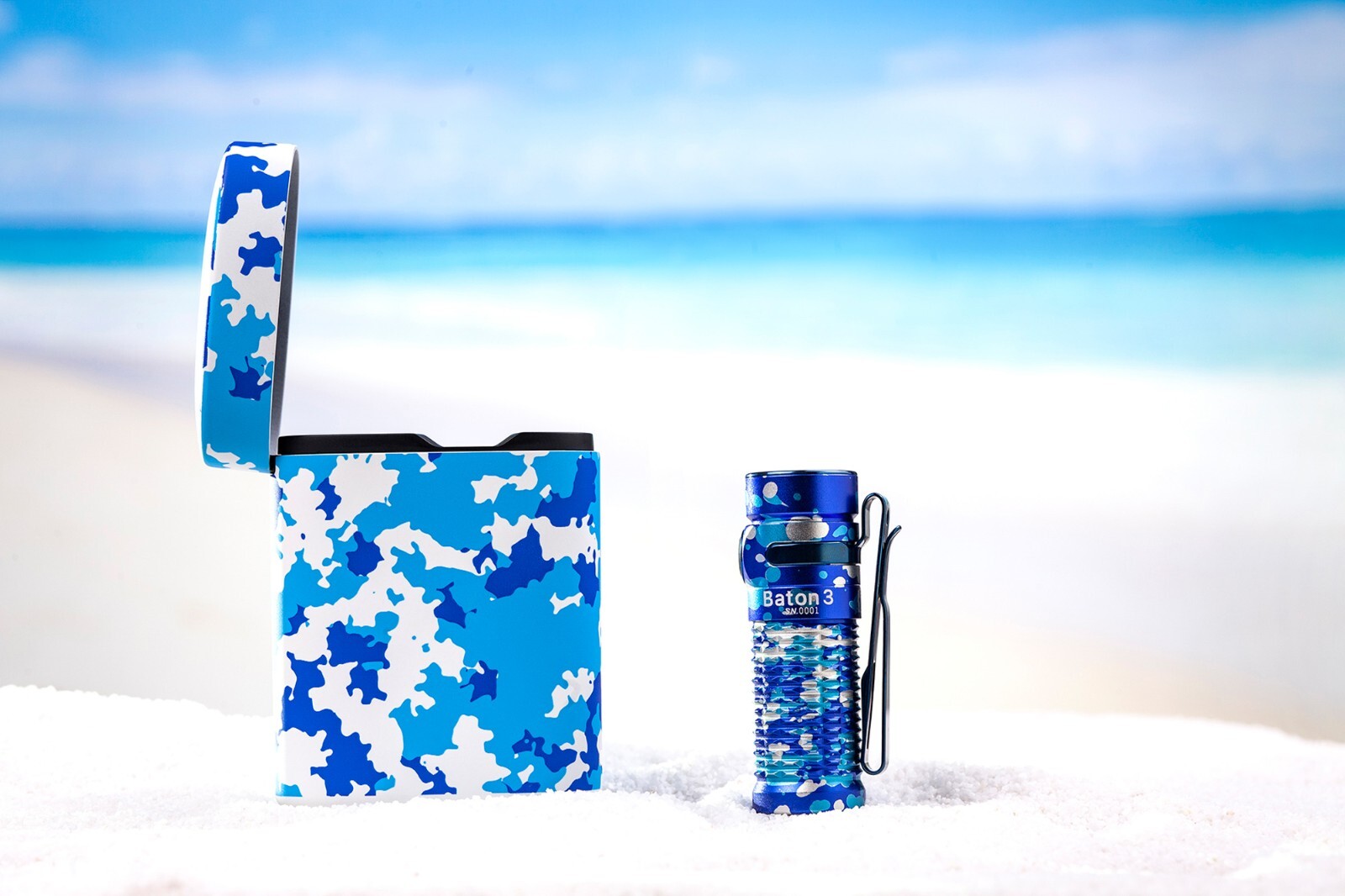 Olight Baton 3 Ocean Camouflage Premium, Portable Wireless Charger, 1200L, 166M