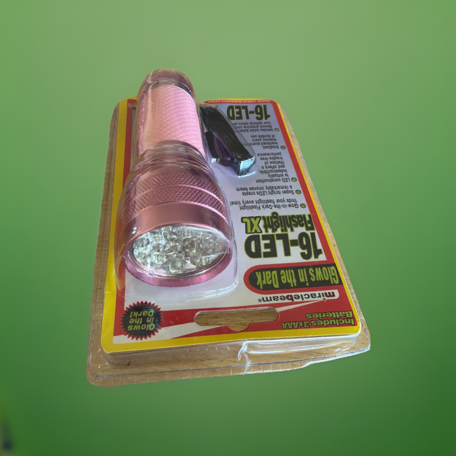 NEW Miracle Beam 16-LED Flashlight XL Pink Glow in the Dark NO- Batteries