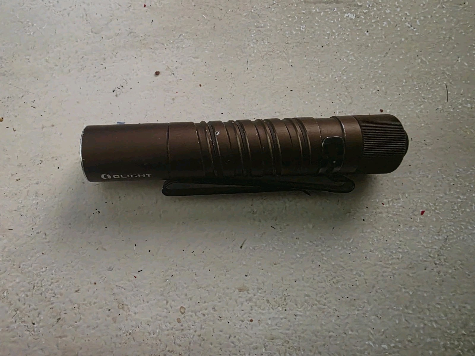 Olight I5t Desert Tan