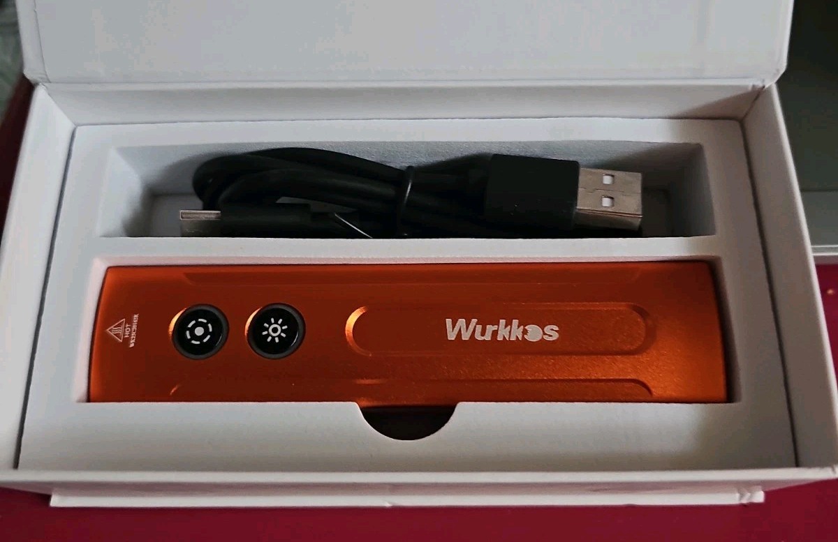 Wurkkos HD01 Pro Rechargeable EDC Flat Flashlight LED UV Laser 1200 Lumens