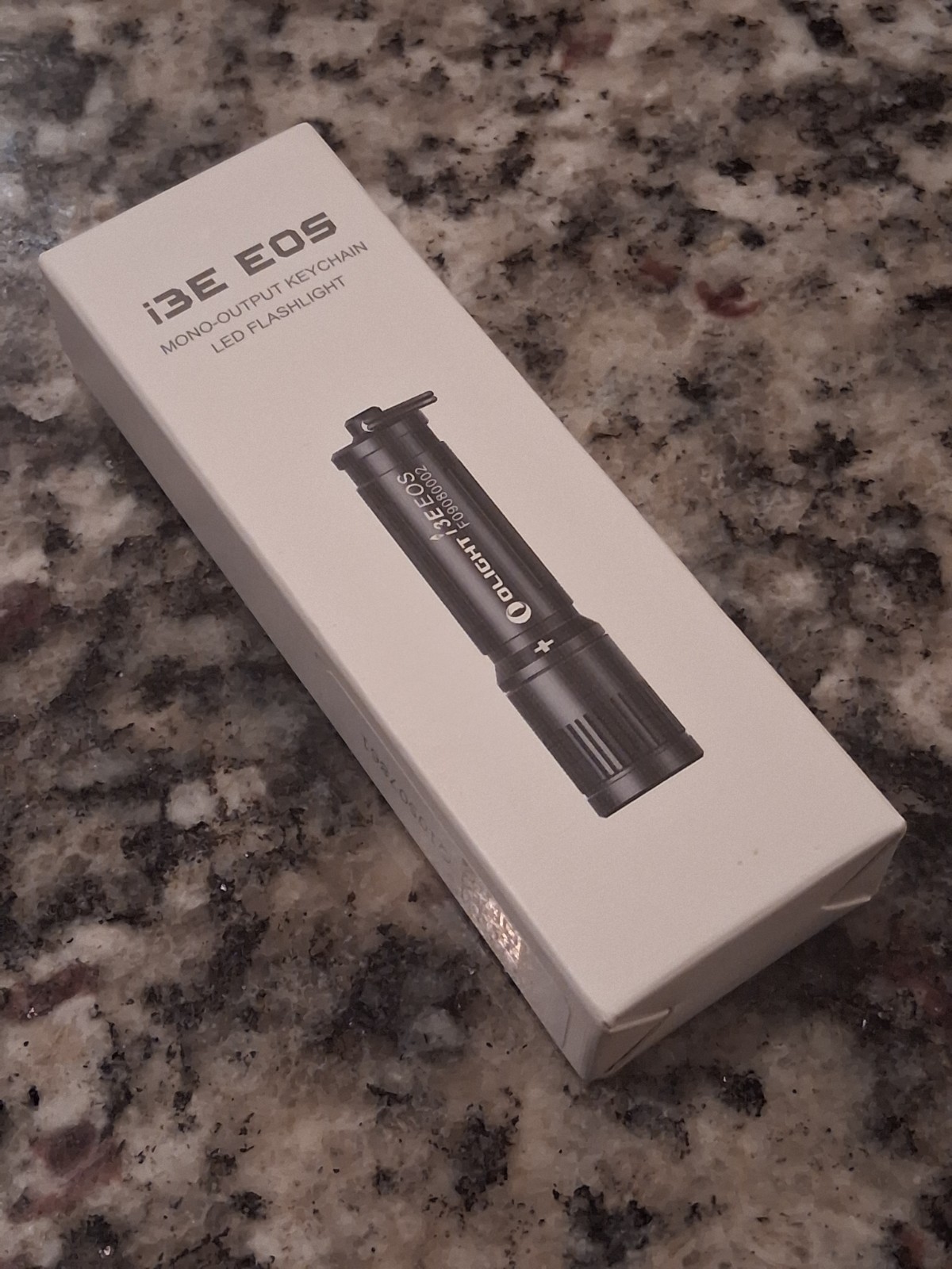 OLight i3E EOS Keychain Flashlight Lifetime Warranty LED 90 Lumens AAA Battery