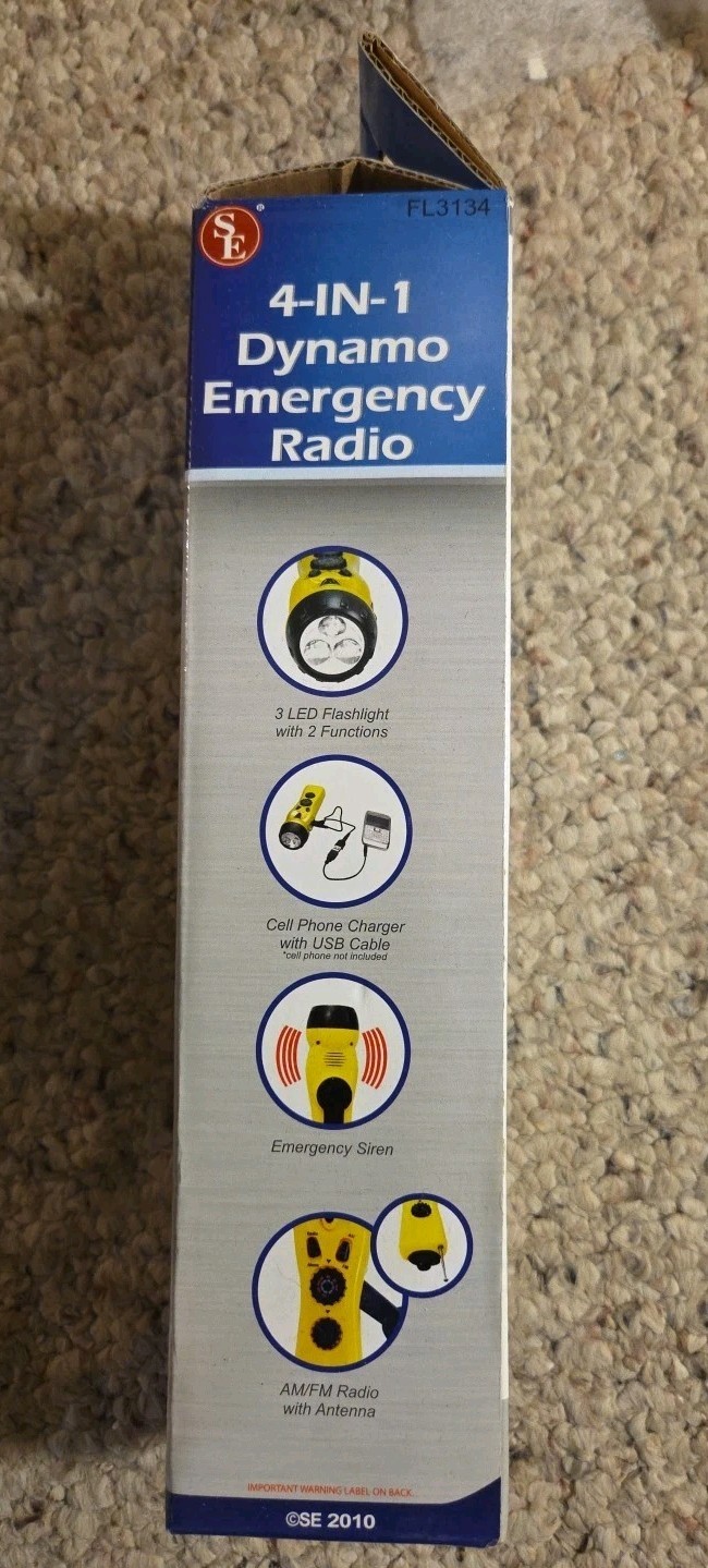 7-1/2″ 3 LED 4-IN-1 Dynamo Flashight & Emergency Radio w/ Cell Phone Charger