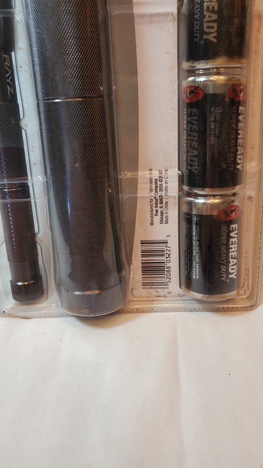 Rayz 30 LED Flashlight (45 Lumens) Aluminum Mini-Flashlight NOS 769812